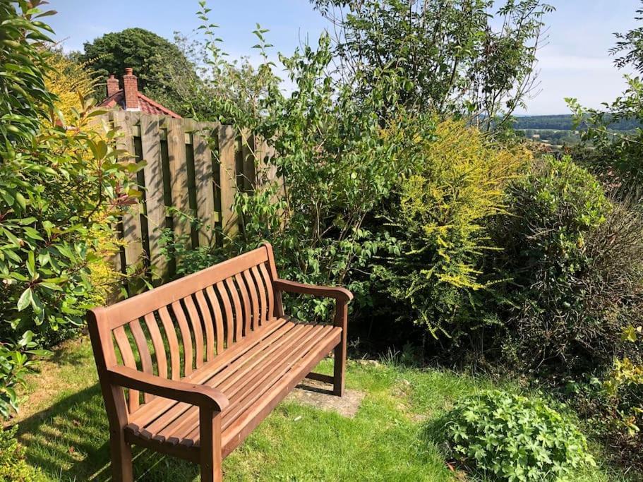 St Anthony'S, Bright Perkily Decorated 3 Bedroom House Ampleforth Luaran gambar